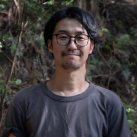 A4／エーヨン　菅野 大門