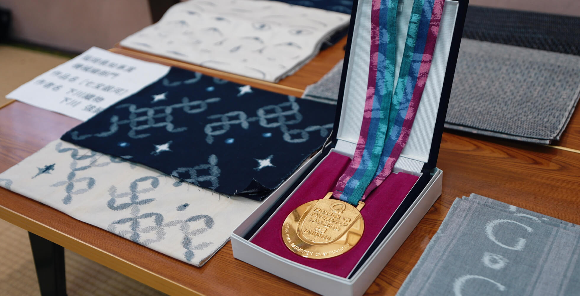 国内外の企業や団体、アーティストとのコラボレーションも多数