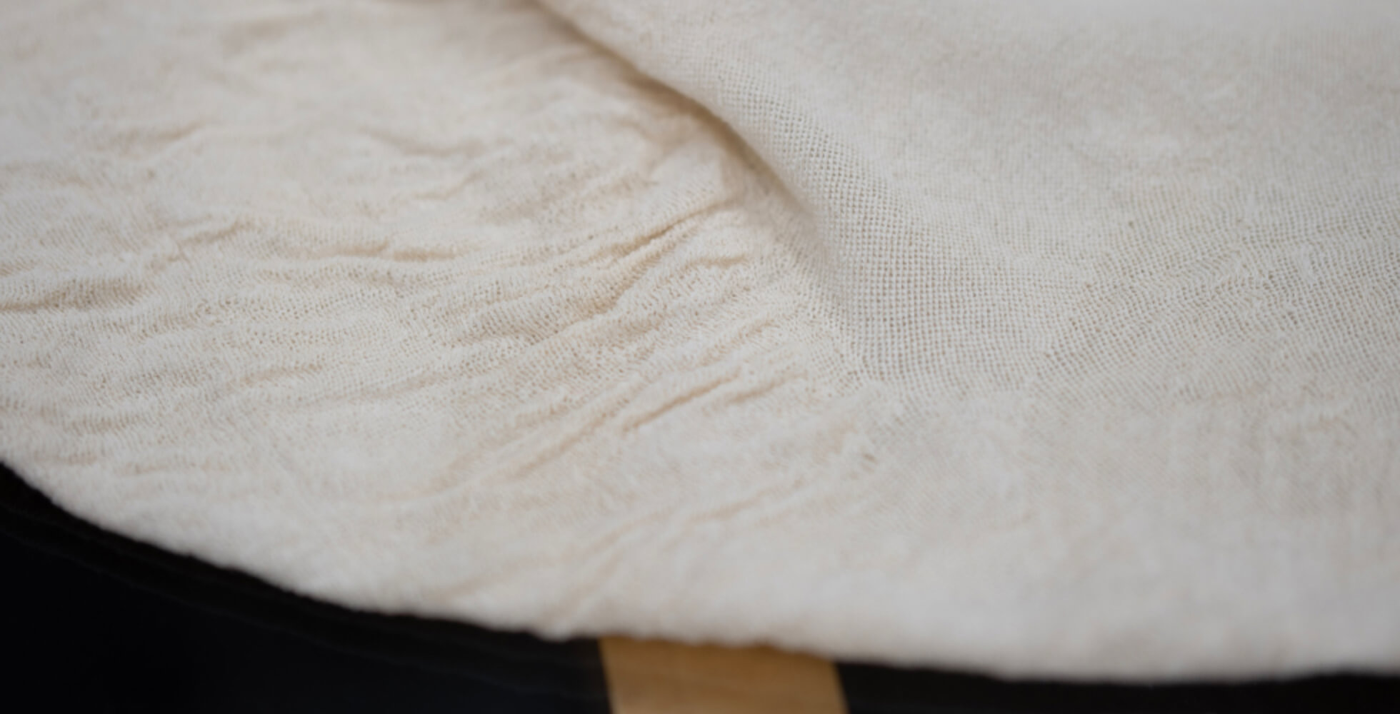 うっすらと見える“斜行”のラインが特徴的な「スパイラルインナー」